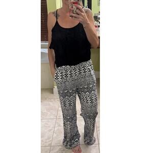 BCX Pant jumpsuit adjustable straps azteca print XL Blk/White